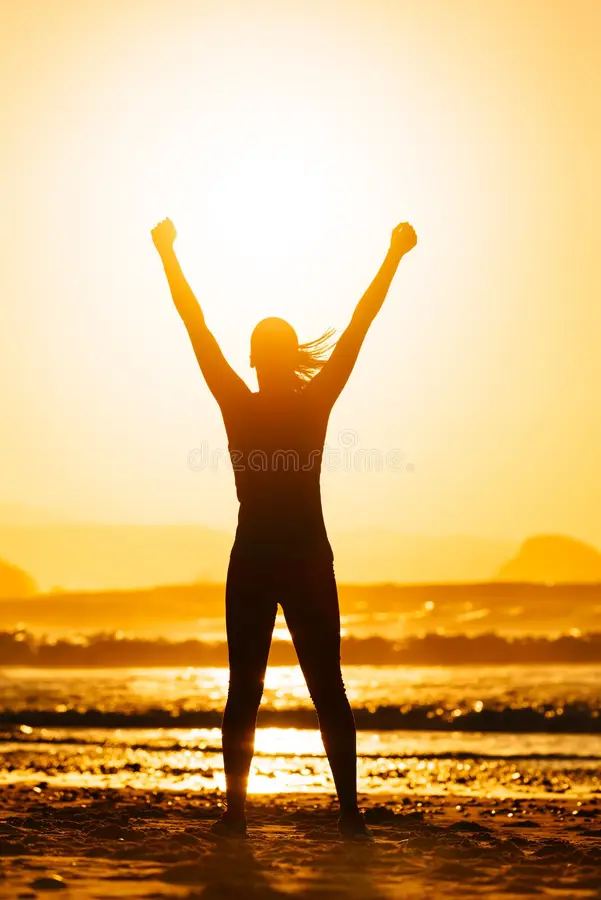 fitness-woman-success-celebrating-sport-beautiful-summer-sunset-morning-beach-successful-female-runner-silhouette-39036936
